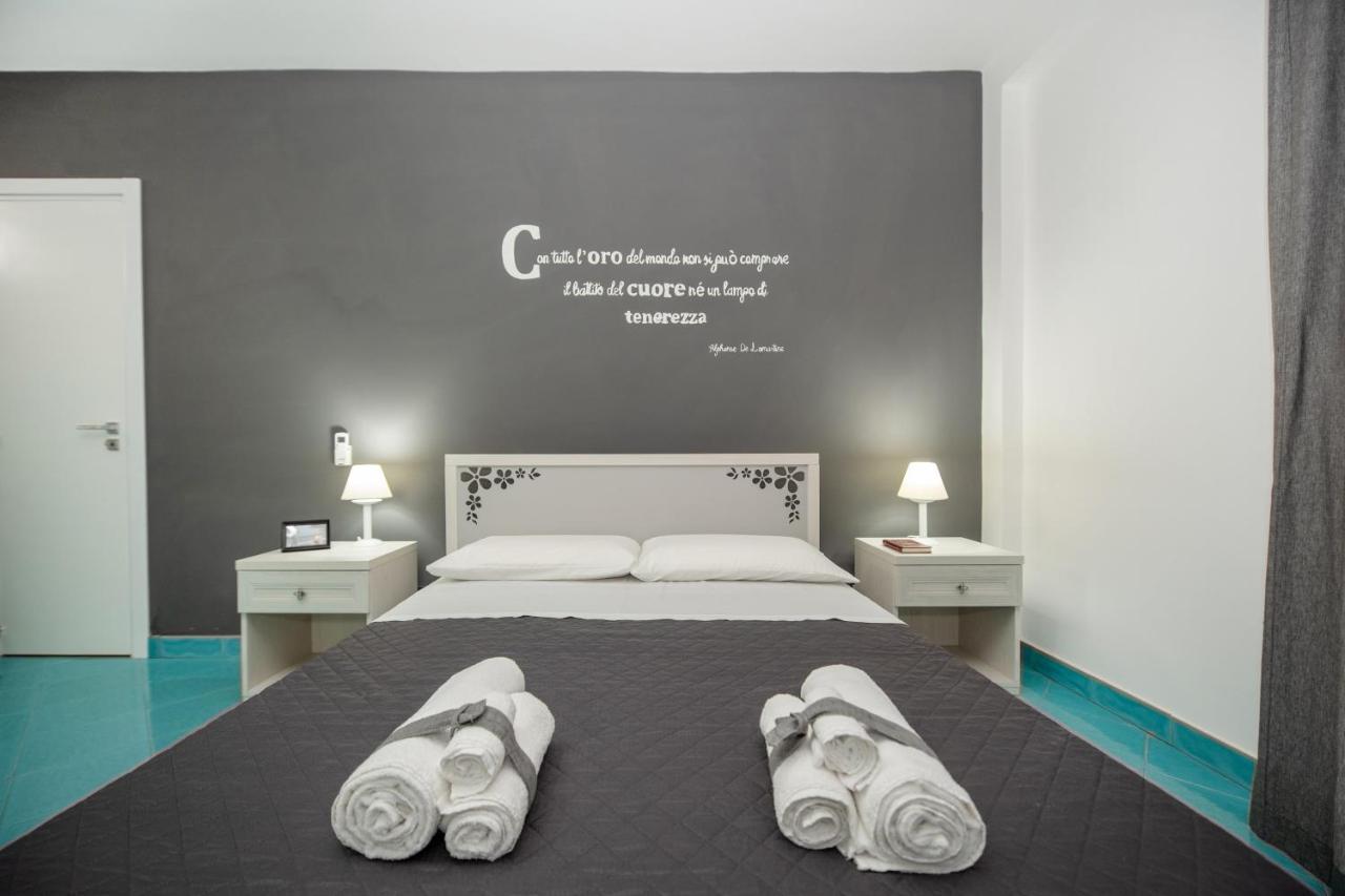 La Casa Del Pozzo Vecchio Bed & Breakfast Procida Exterior photo