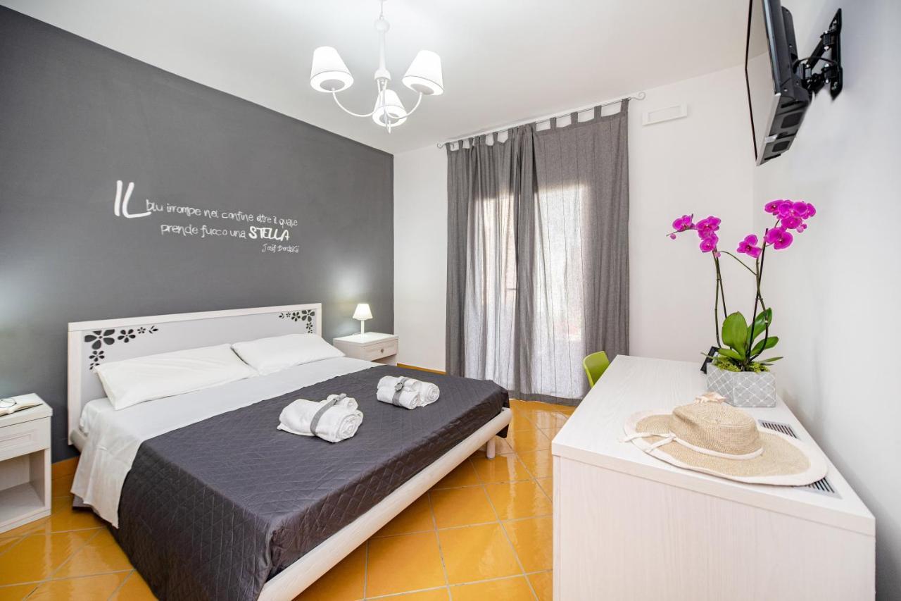 La Casa Del Pozzo Vecchio Bed & Breakfast Procida Exterior photo